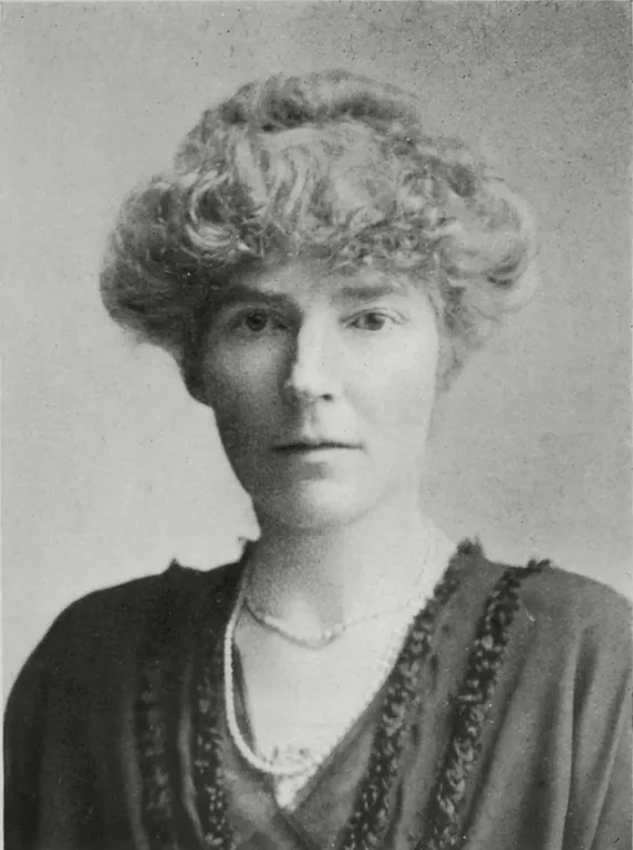 Bell, Gertrude Lowthian portrait