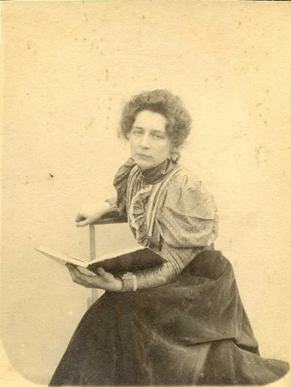 Gilbert, Marion portrait