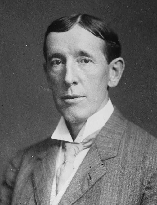 Hutchinson, Woods portrait