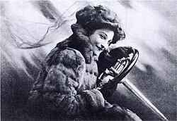Levitt, Dorothy portrait