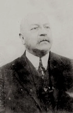 Luff, John N. portrait