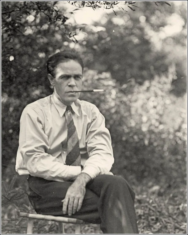 Hastings, Milo portrait